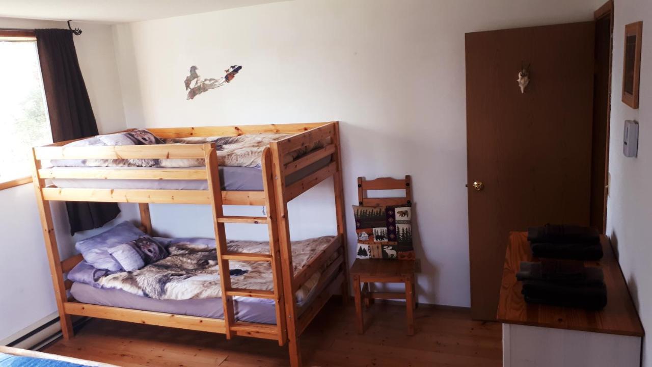 Bed and Breakfast Wettstone Guest Ranch Bridge Lake Zewnętrze zdjęcie
